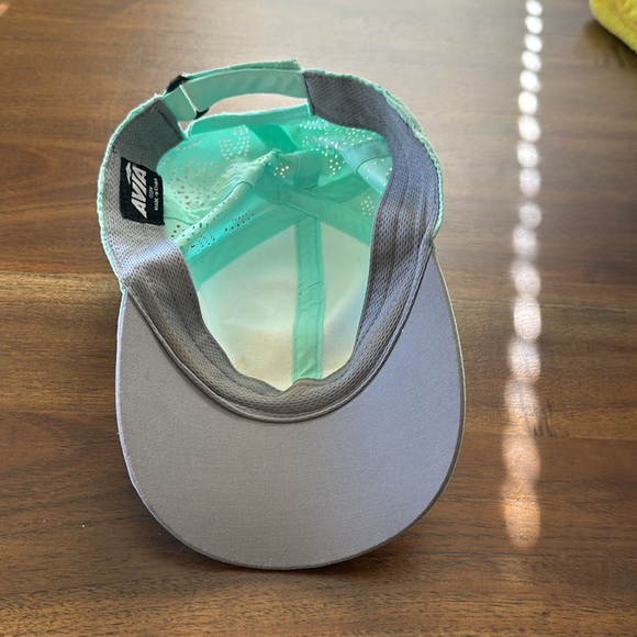 Avis Mesh Women’s Golf Hat - Picture 3 of 4